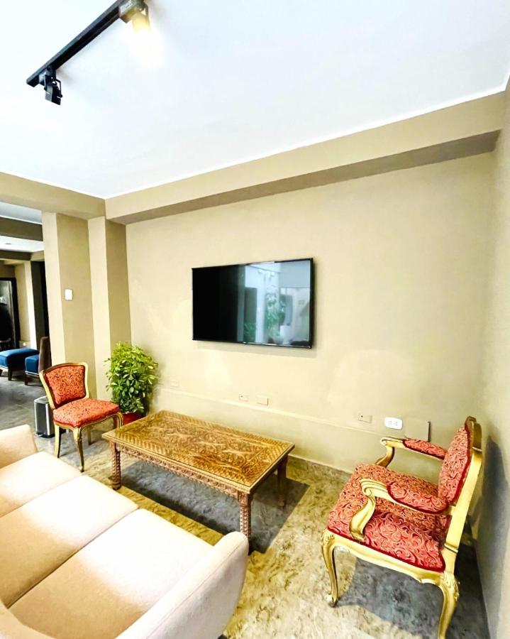 Apartamentos Montes Cuzco Esterno foto